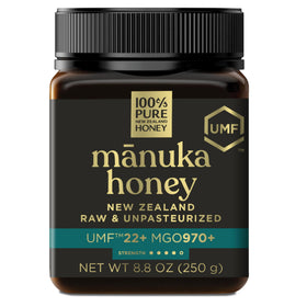 100% Pure New Zealand Honey Manuka UMF22+ bottle pour highlights premium flavor