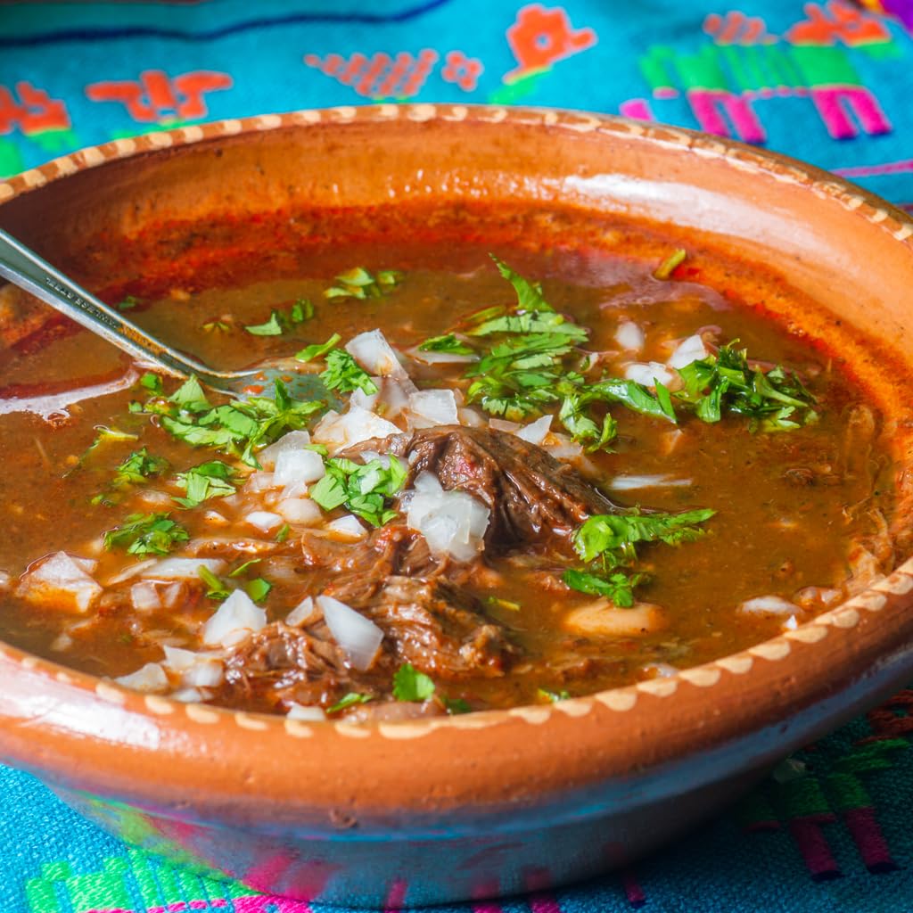 1400S SPICES Mixed chiles display with vibrant colors for rehydrating and blending.