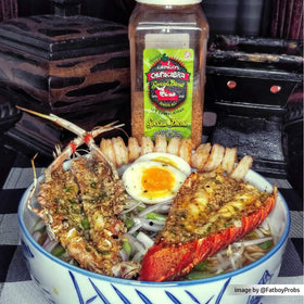 Dish sizzling with 2 Gringos Chupacabra seasoning in action.