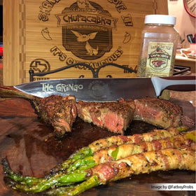 2 Gringos Chupacabra steak seasoning during a grilling session
