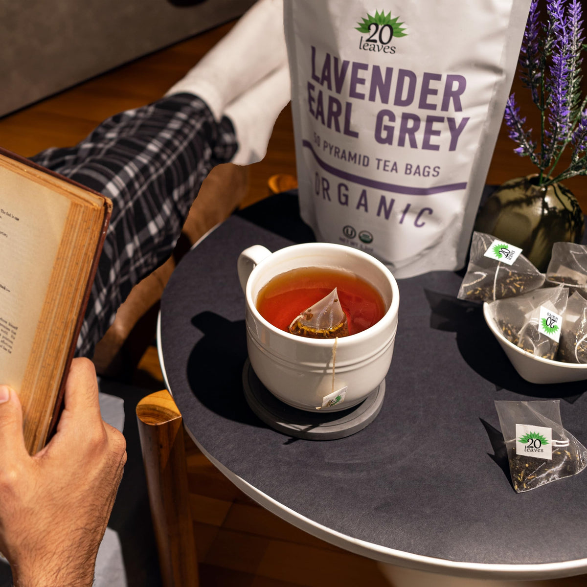 20 Leaves Aroma-inviting tea scene—enjoy a soothing lavender Earl Grey moment.