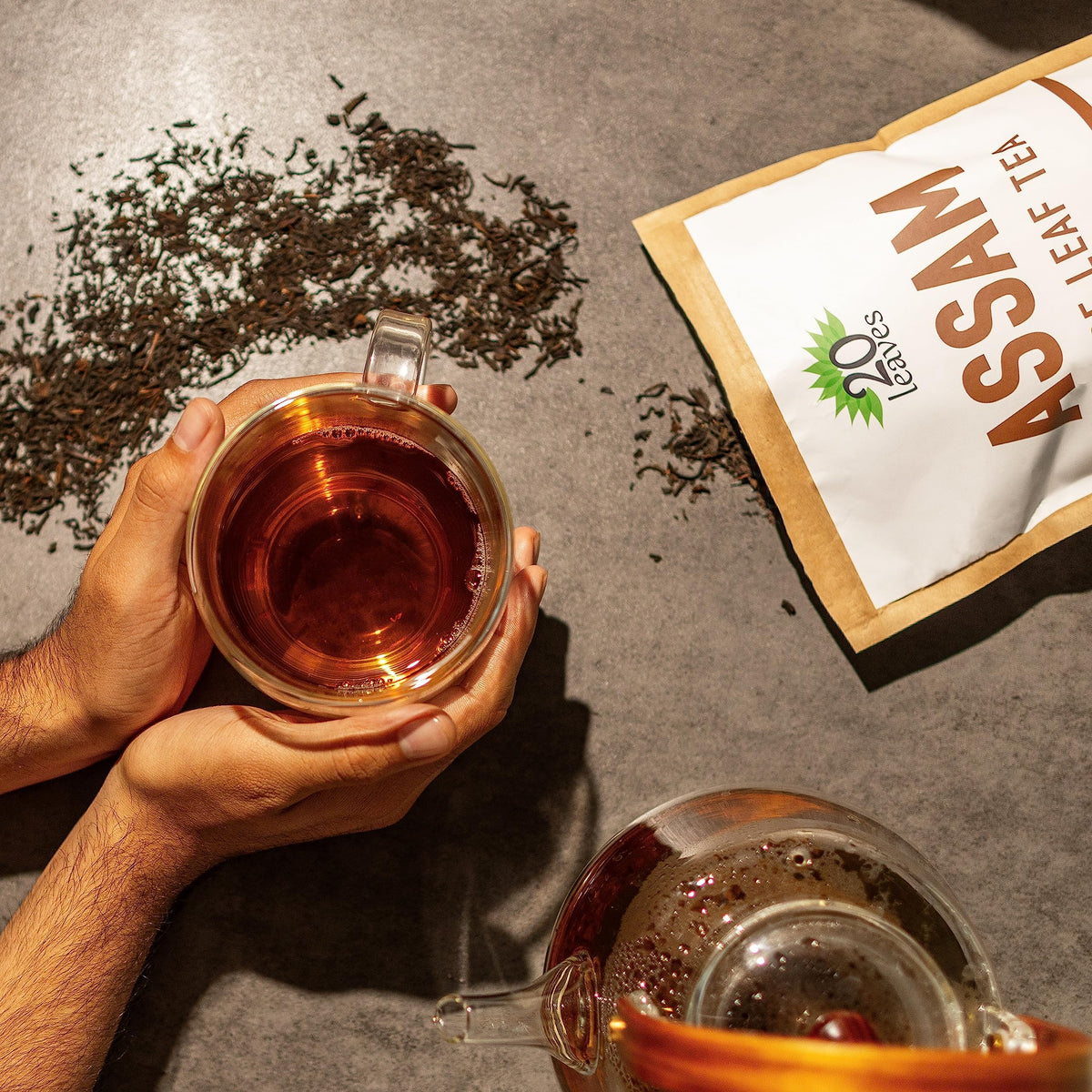 The Assam amber color signals a full-bodied brew with robust flavor from 20 Leaves.