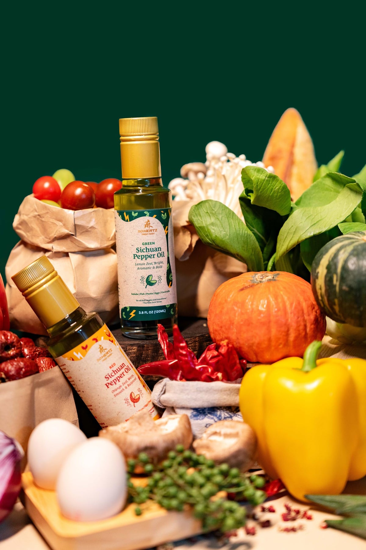 Single-origin Sichuan peppers in oil preserve natural aroma