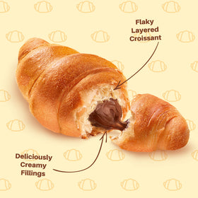 Strawberry vanilla croissant by 7 Days for a fruity snack