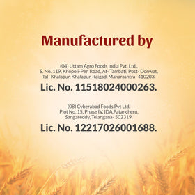 Aashirvaad Atta multi-grains no-preservatives-label indicates purity.