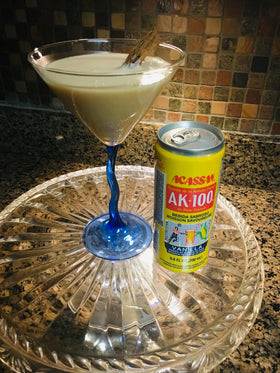 Acassan Mrs. French AK-100 Vanilla Corn Drink in a chilled glass, ready for a quick, satisfying snack.