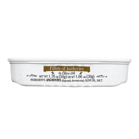 Agostino Recca pizza-anchovies topping enhances rustic pizzas with flavor.