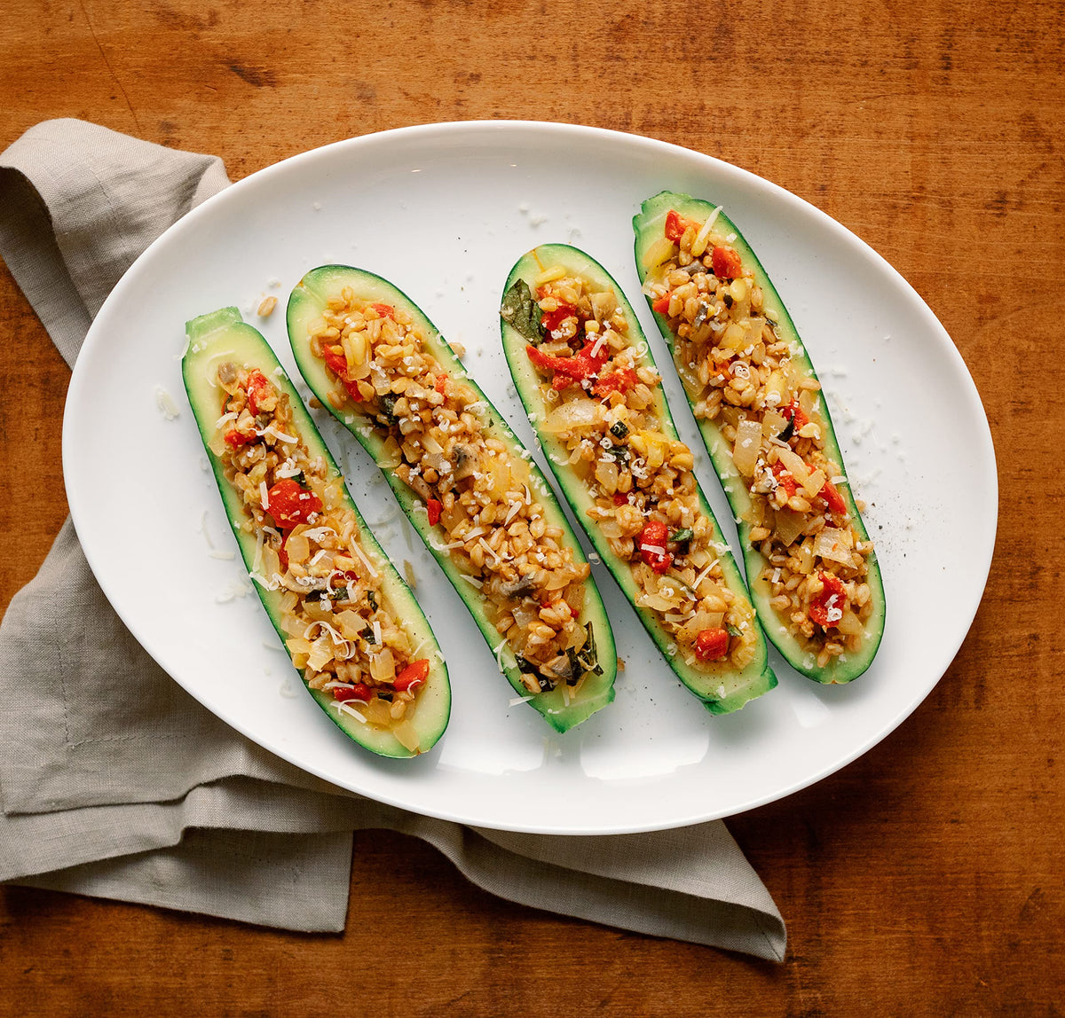 Alessi Autentico Farro provides protein and fiber for fullness.