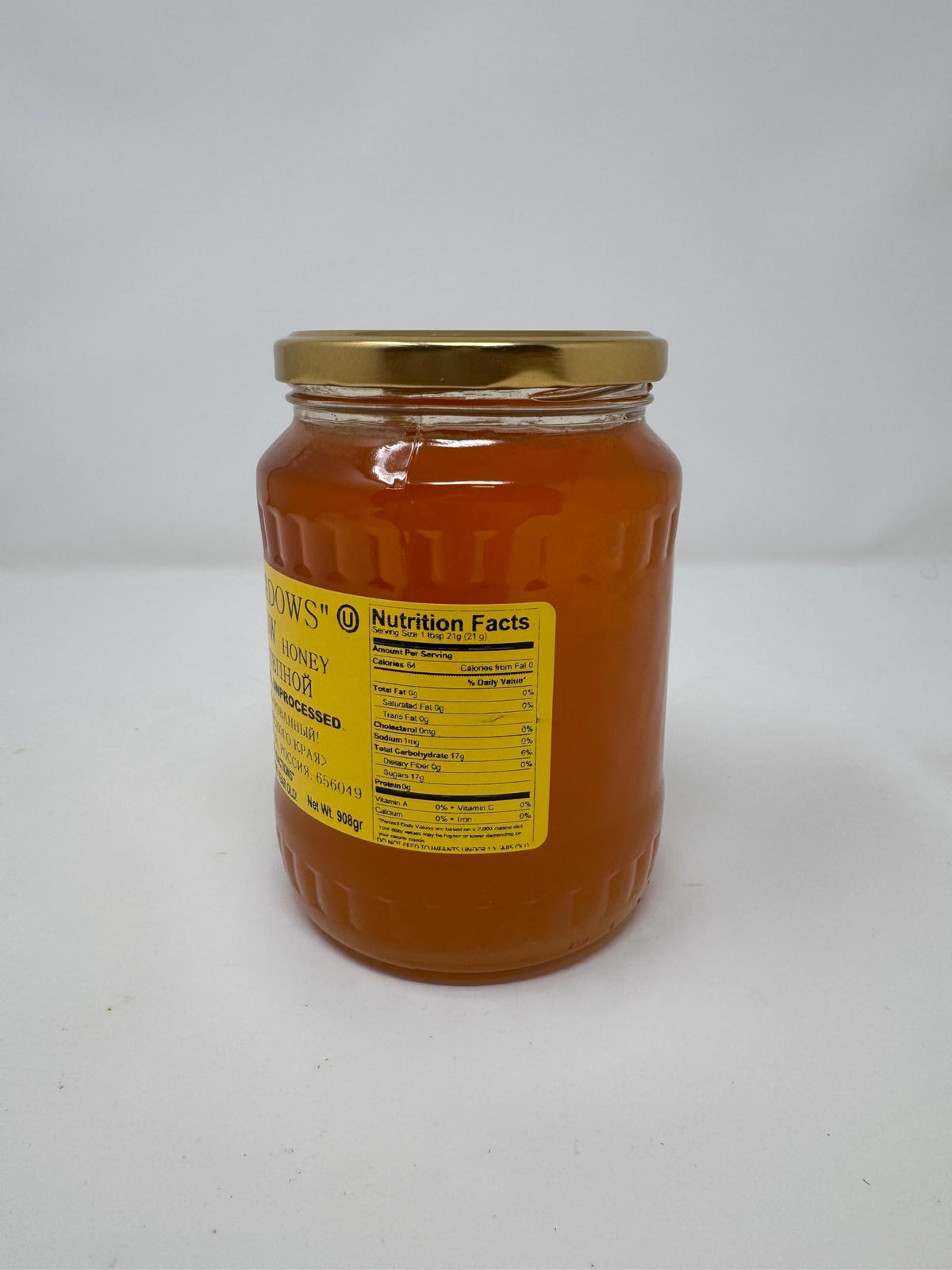 Altay Meadows Linden honey with cheese, a refined pairing for snacks