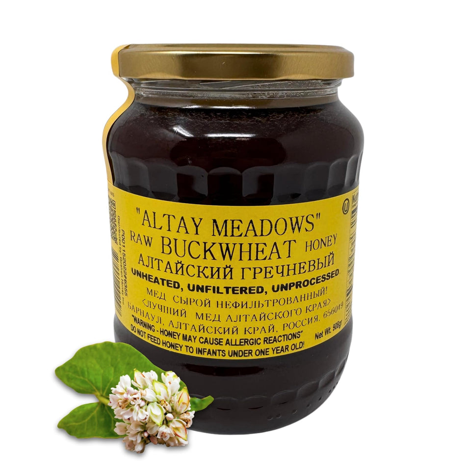 Altay Meadows Raw Buckwheat Honey bottle pour for tea aroma