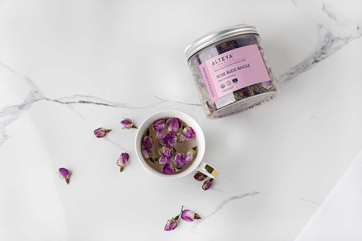 Rosa Damascena aroma highlights complex fragrance for tea rituals