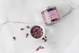 Rosa Damascena aroma highlights complex fragrance for tea rituals