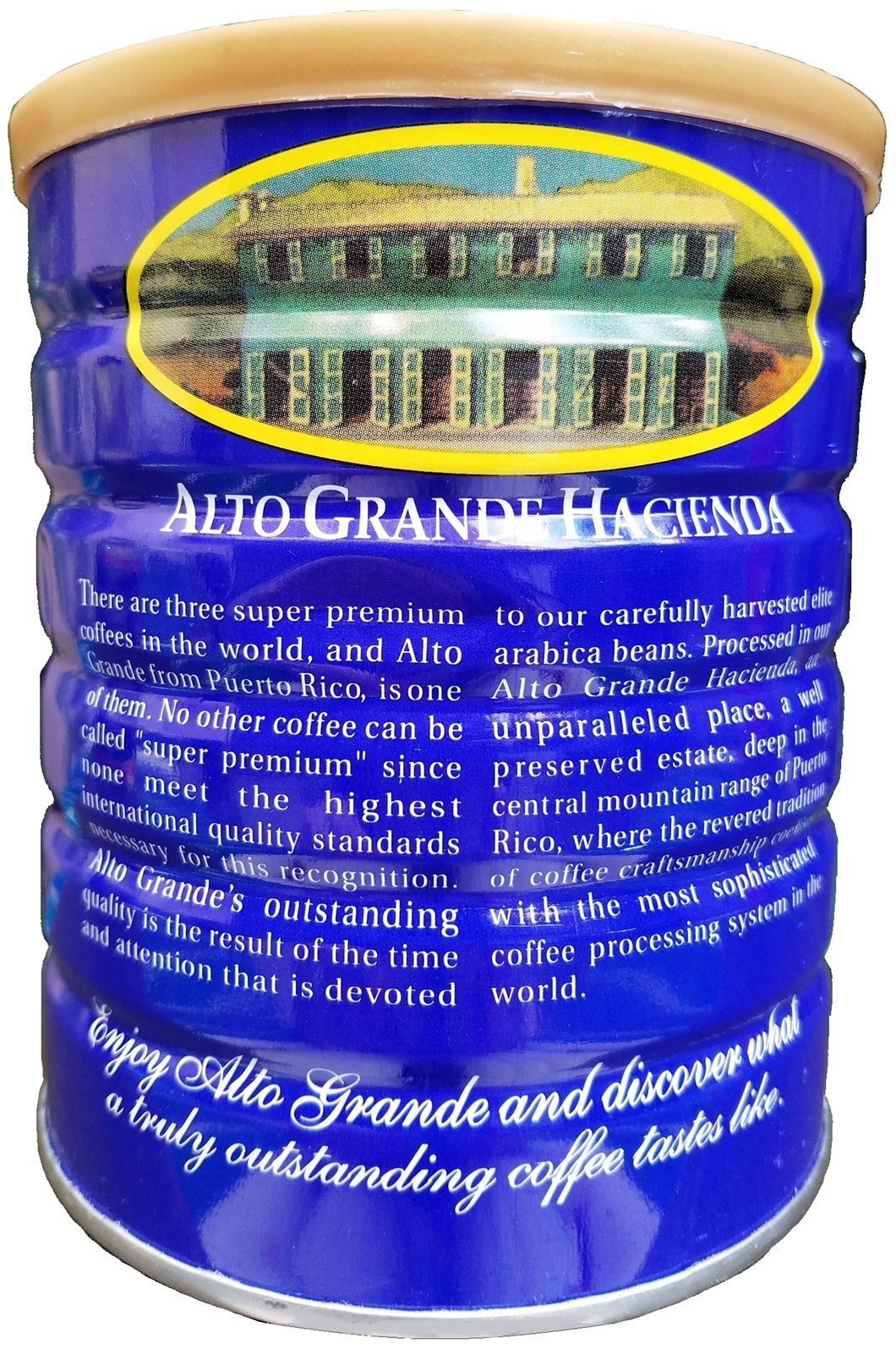 Alto Grande Arabica beans close-up highlighting quality and color.