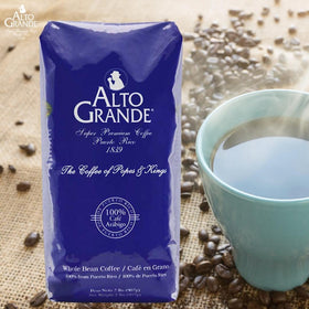 Elegant table setup with Alto Grande for a refined brew moment