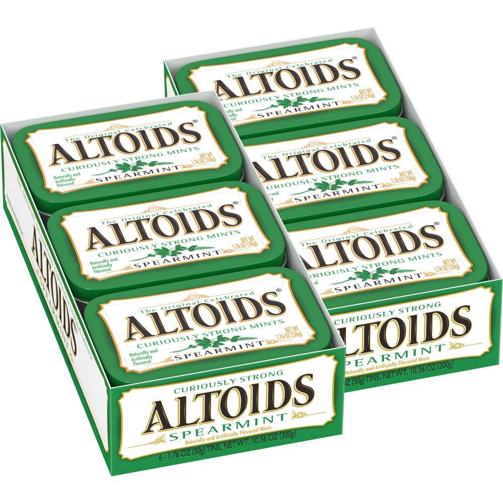 Altoids Spearmint tin front showcases compact freshness for on-the-go breath confidence.