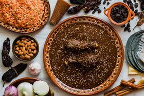 Amazing Chiles & Spices ancho powder mole-base color for authentic Mexican flavors.
