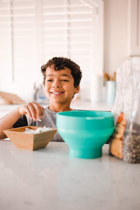 Nut-free and peanut-free safety with Amish Country Popcorn cheddar.