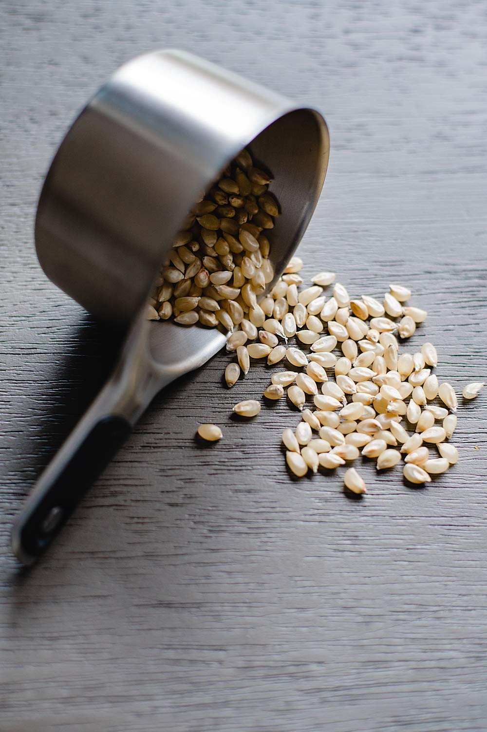 Amish Country Popcorn low-calorie snack option with great popping flavor.