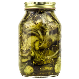Amish Wedding Bread N Butter Pickles close-up bottle conveys homestyle flavor.