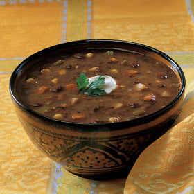 Amy's Organic Black Bean Vegetable Soup 12-pack displayed for pantry stocking.