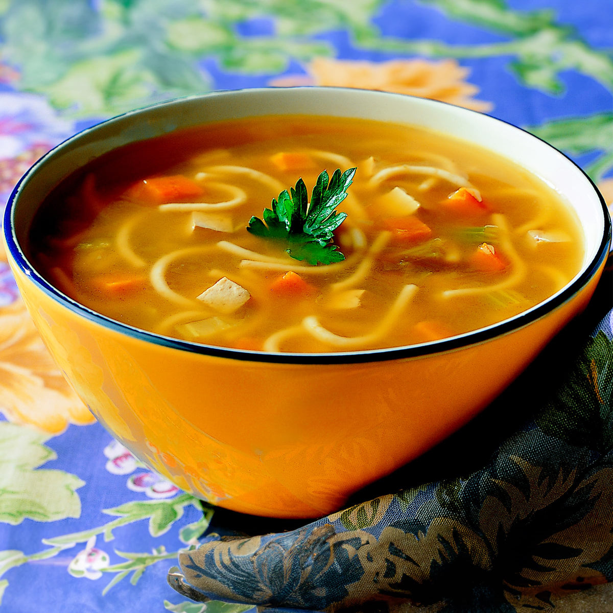 Amy's vegan No Chicken Noodle Soup organic vegetables, wholesome plant-based nutrition