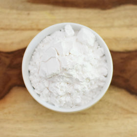 Anthony's Arrowroot flour for baking, sauces, and gravies demonstrates versatile thickening.