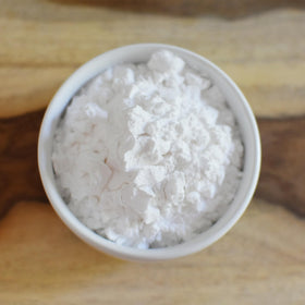 Anthony's Organic Tapioca Flour thickener closeup shows smooth viscosity for sauces and gravies.