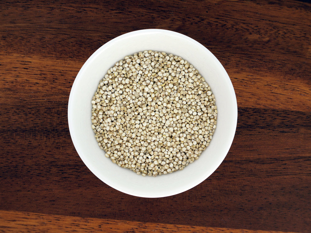 Anthony's Organic White Quinoa cooked bowl demonstrates fluffy texture ideal for bowls or sides.