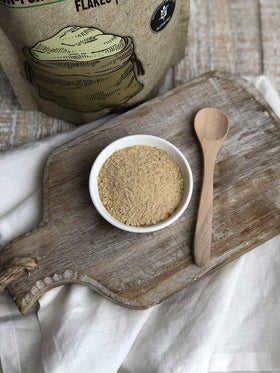 Anthony's Premium Nutritional Yeast Flakes packaging 10 oz for pantry storage.