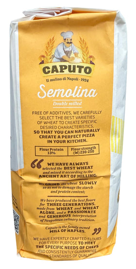 Antimo Caputo semolina flour close-up showing fine texture for smooth dough