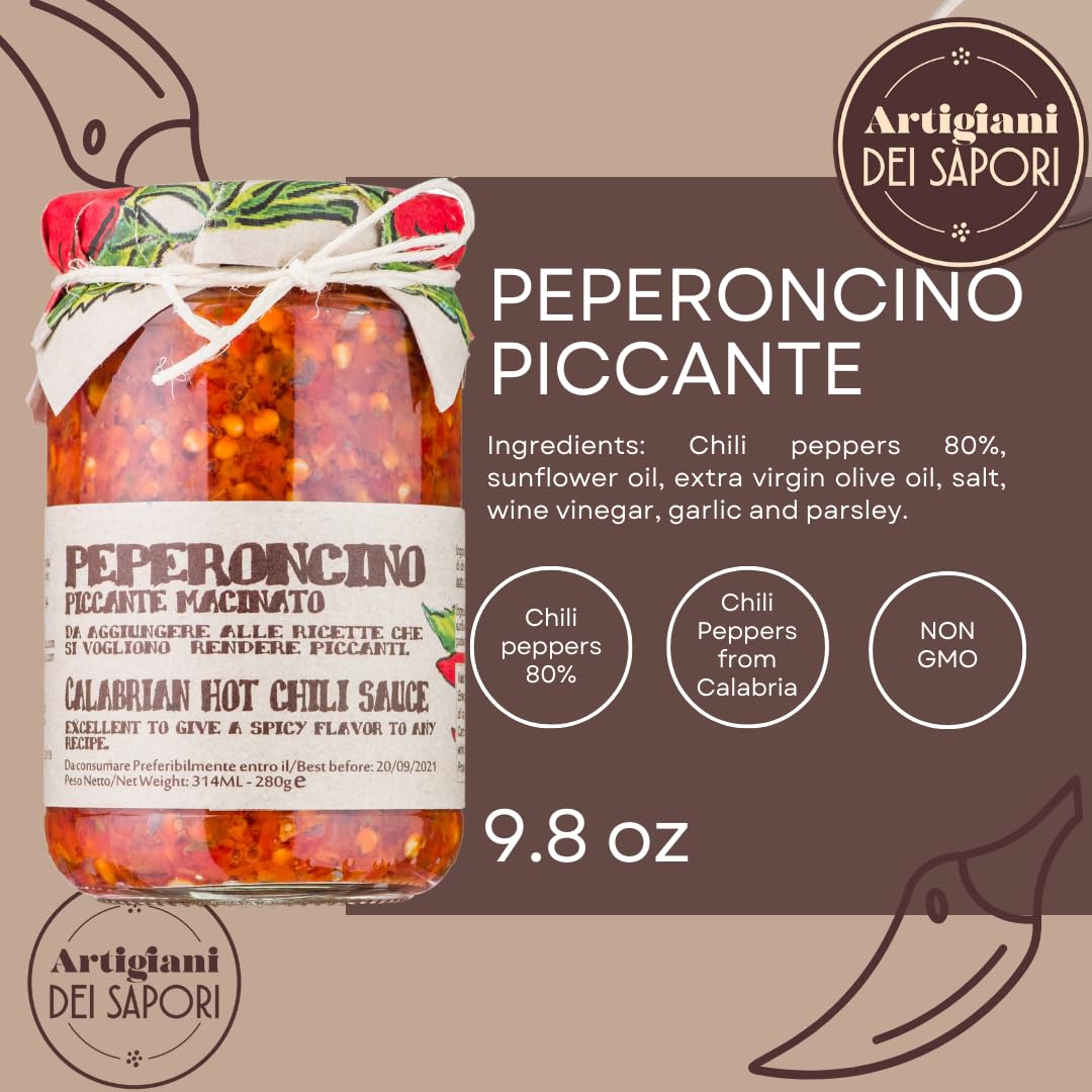 Artigiani Dei Sapori Italian chili oil closeup for bold topping and cooking
