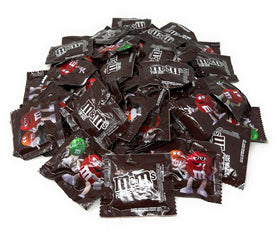 Assortit M&M Original Milk Chocolate individually wrapped classroom snacks.