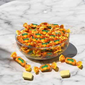 Assortit Orange Mamba chews pinatas-favors image hints festive gifting.