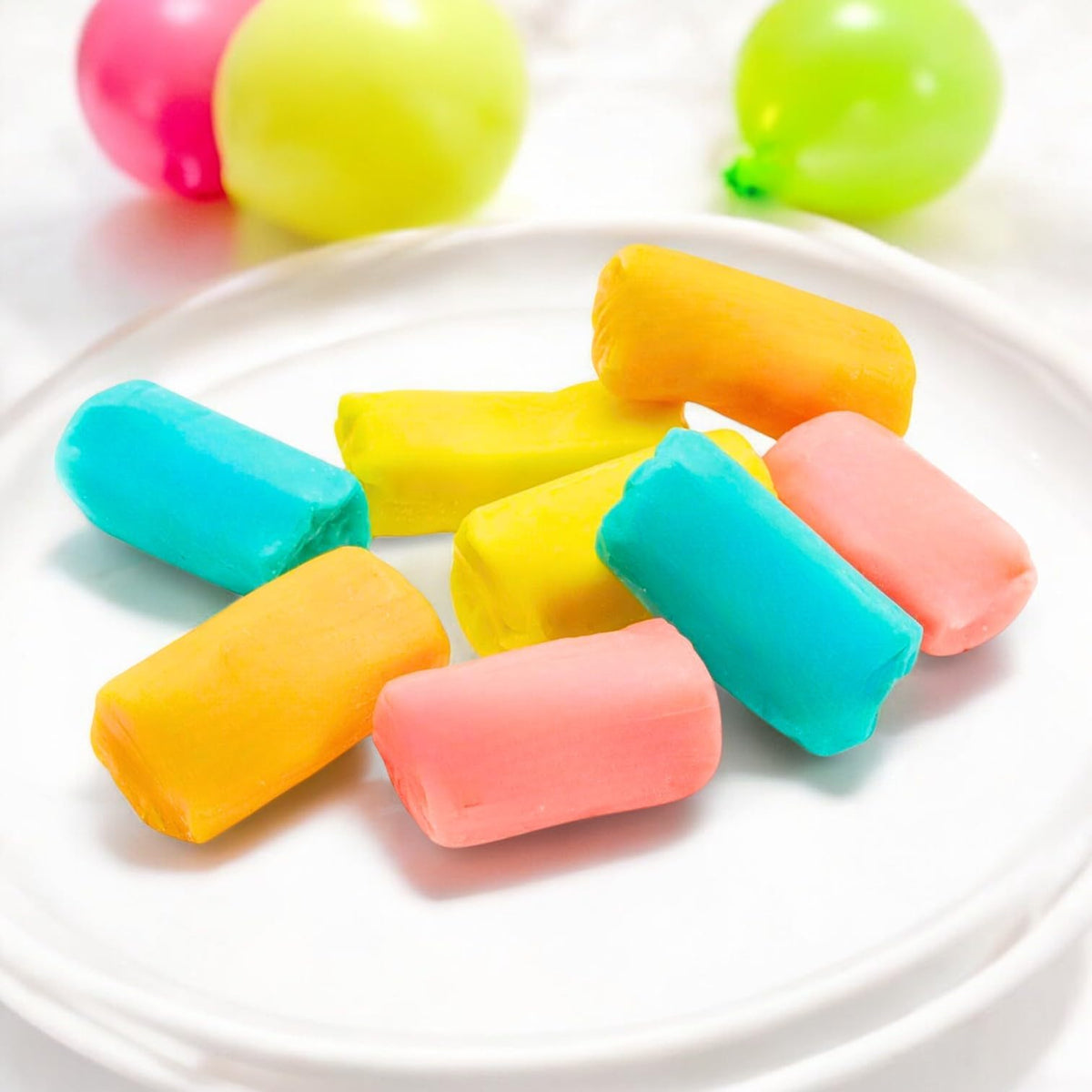 Assortit Sour Blue Raspberry chew, vibrant flavor for candy bowls.