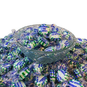 Keto-friendly Assortit sugar-free spearmint mints for snack time