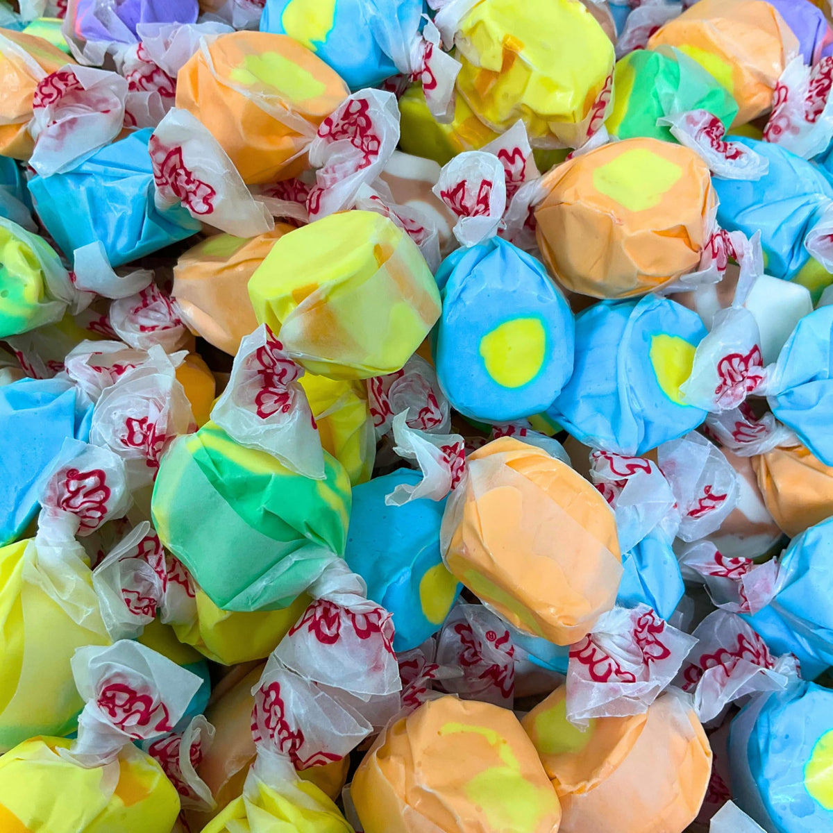 Assortit tropical taffy banana flavor offers soft chew for party snacking.