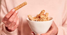 Ava Organics Cinnamon Coconut Crispy Rollers gluten-free and kosher certified badge.