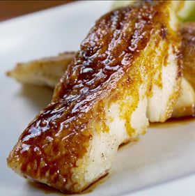 B Bob’s Noodle Sauce highlights natural ingredients with no high fructose syrup