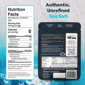 Close-up of Baja Gold medium grain crystals for even, reliable seasoning.