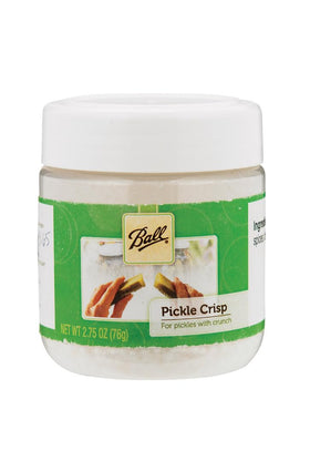 Ball Pickle Crisp granules close-up highlighting texture and ease of use.