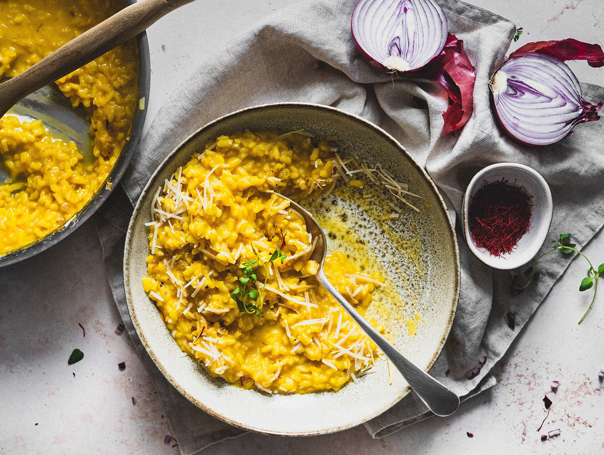 Banu Saffron tea infusion with saffron demonstrates versatile use.