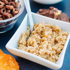 BariWise closeup of oats and ingredients signaling quality protein and low carbs