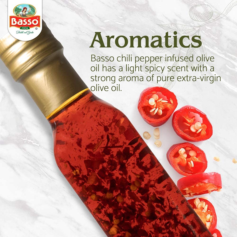 BASSO 1904 spicy oil drizzle over pizza to enhance aroma and kick.