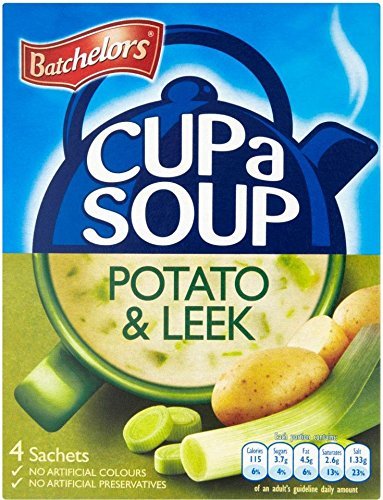 Batchelors Cup a Soup Creamy Leek & Potato image showing creamy texture and comforting steam
