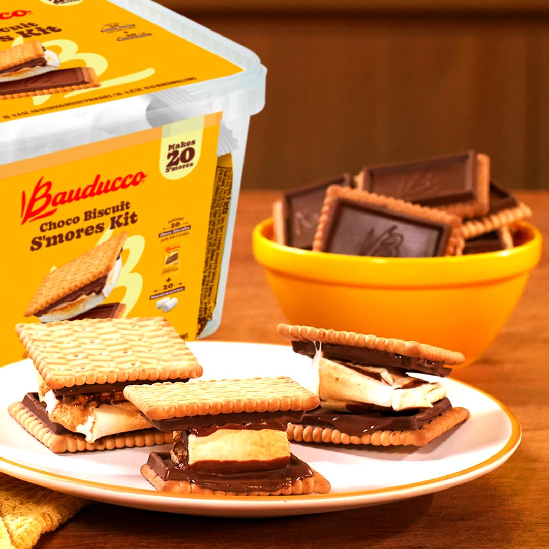 Bauducco Choco Biscuit close-up showing rich chocolate biscuits with marshmallows.