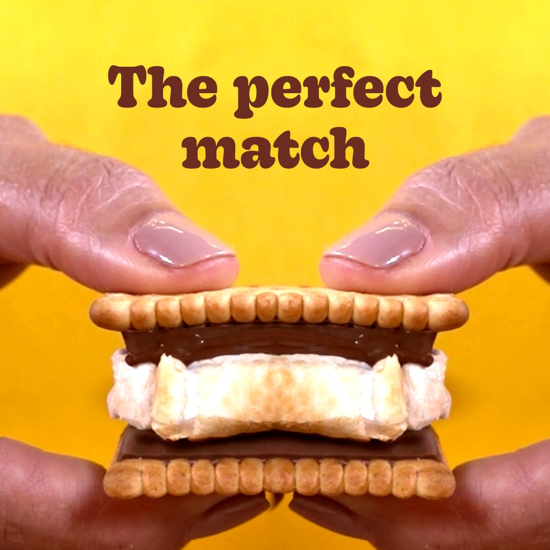Bauducco Smores Kit portable setup, ready-to-use for seasonal gatherings.
