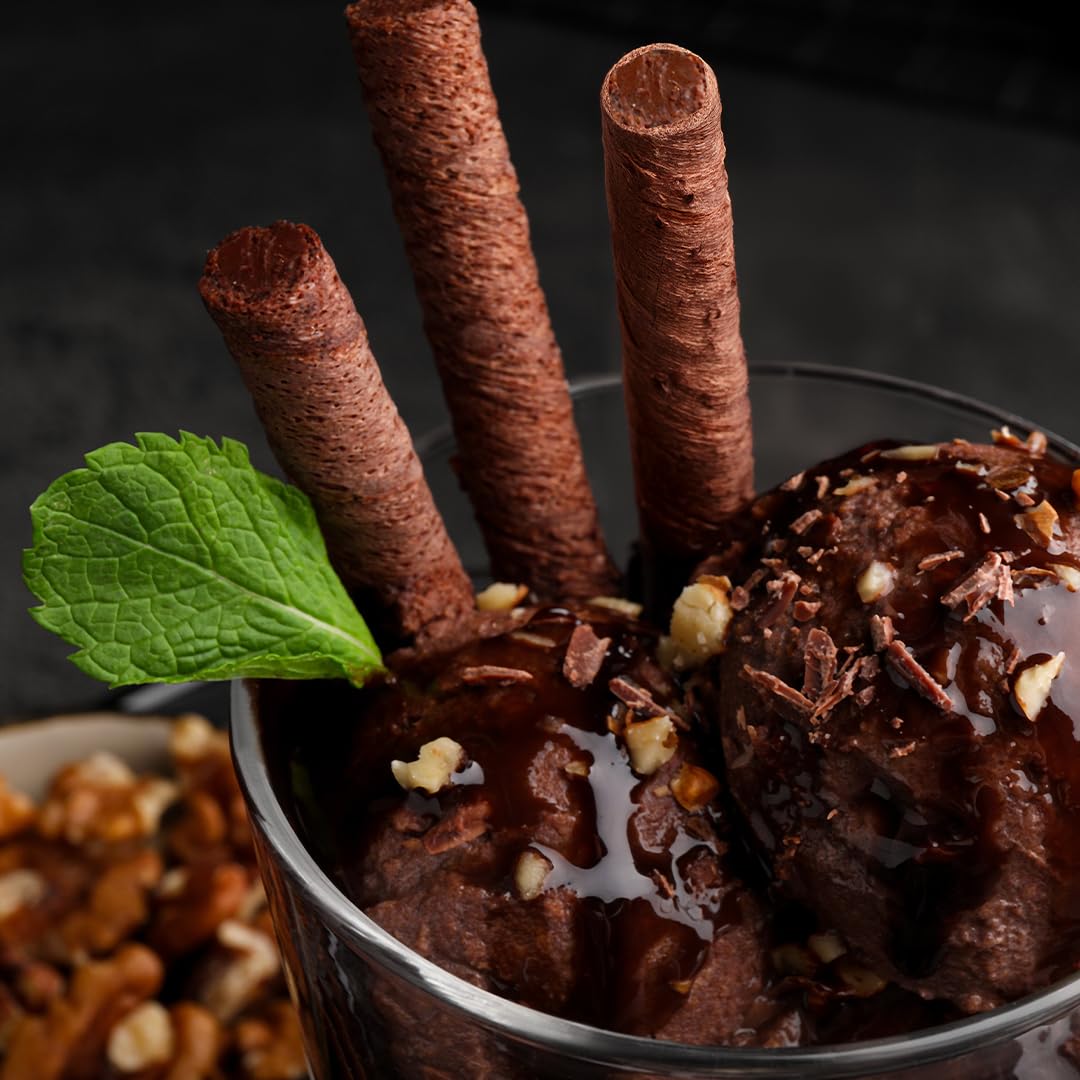Bauducco wafer rolls family snack time evokes warmth and Italian style flavor.
