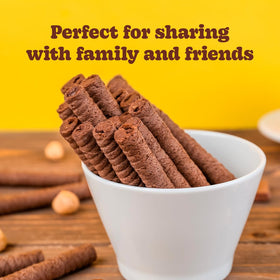Bauducco wafer rolls open multipack demonstrates easy sharing at gatherings.