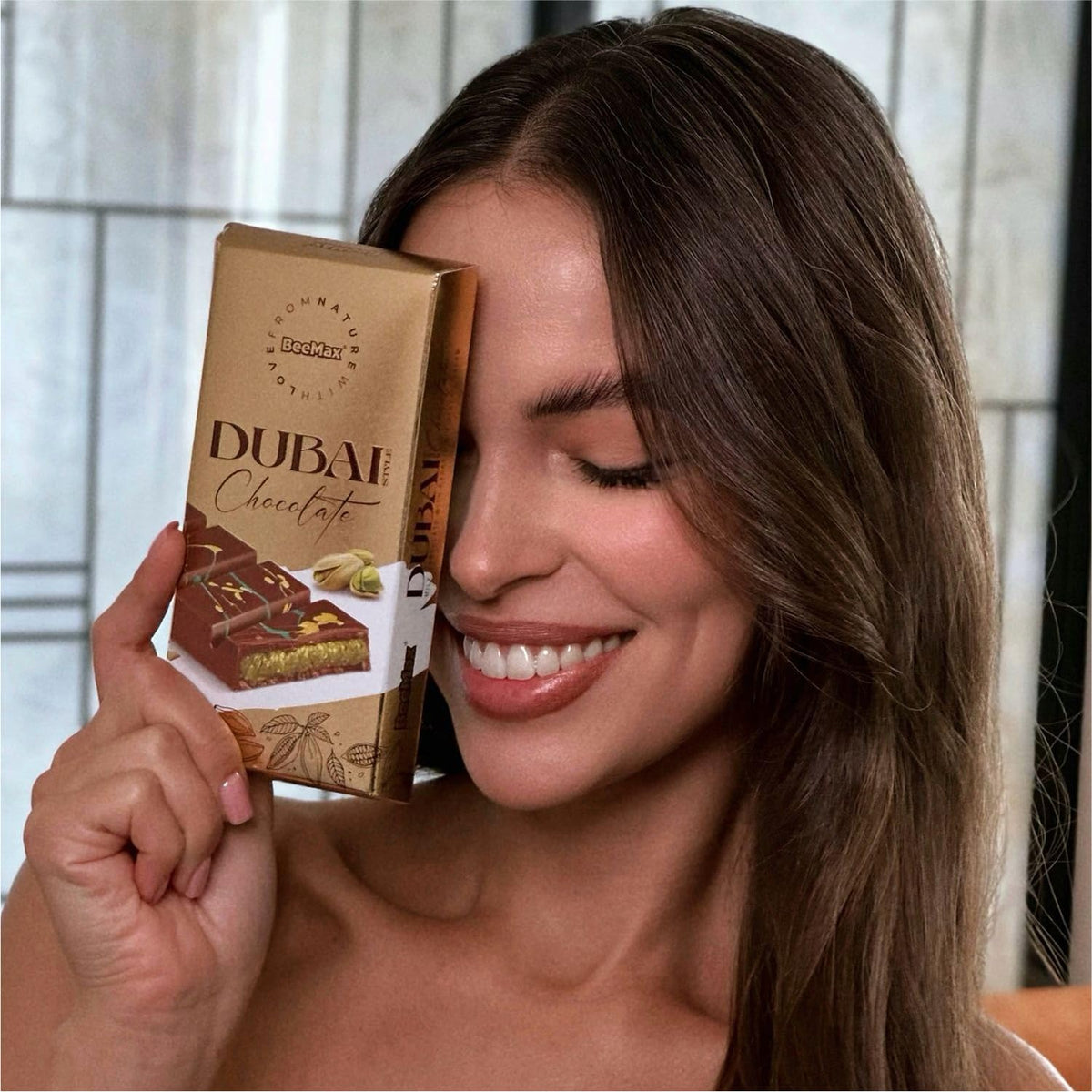 BEEMAX Angel Hair Milk Chocolate Bar, creamy texture with pistachio cream.