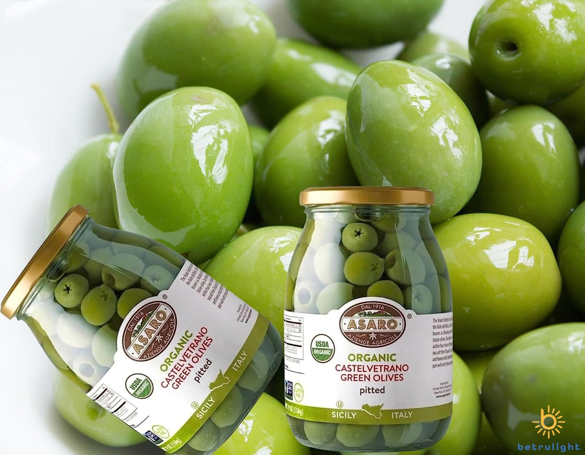 BETRULIGHT olive board with Castelvetrano olives for grazing